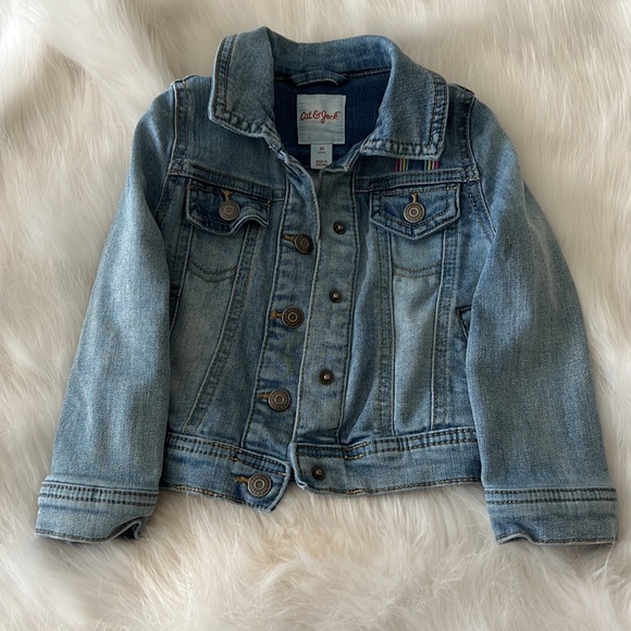 Cat and jack jean jacket toddler 2t rainbow blue preowned - Picture 3 of 3
